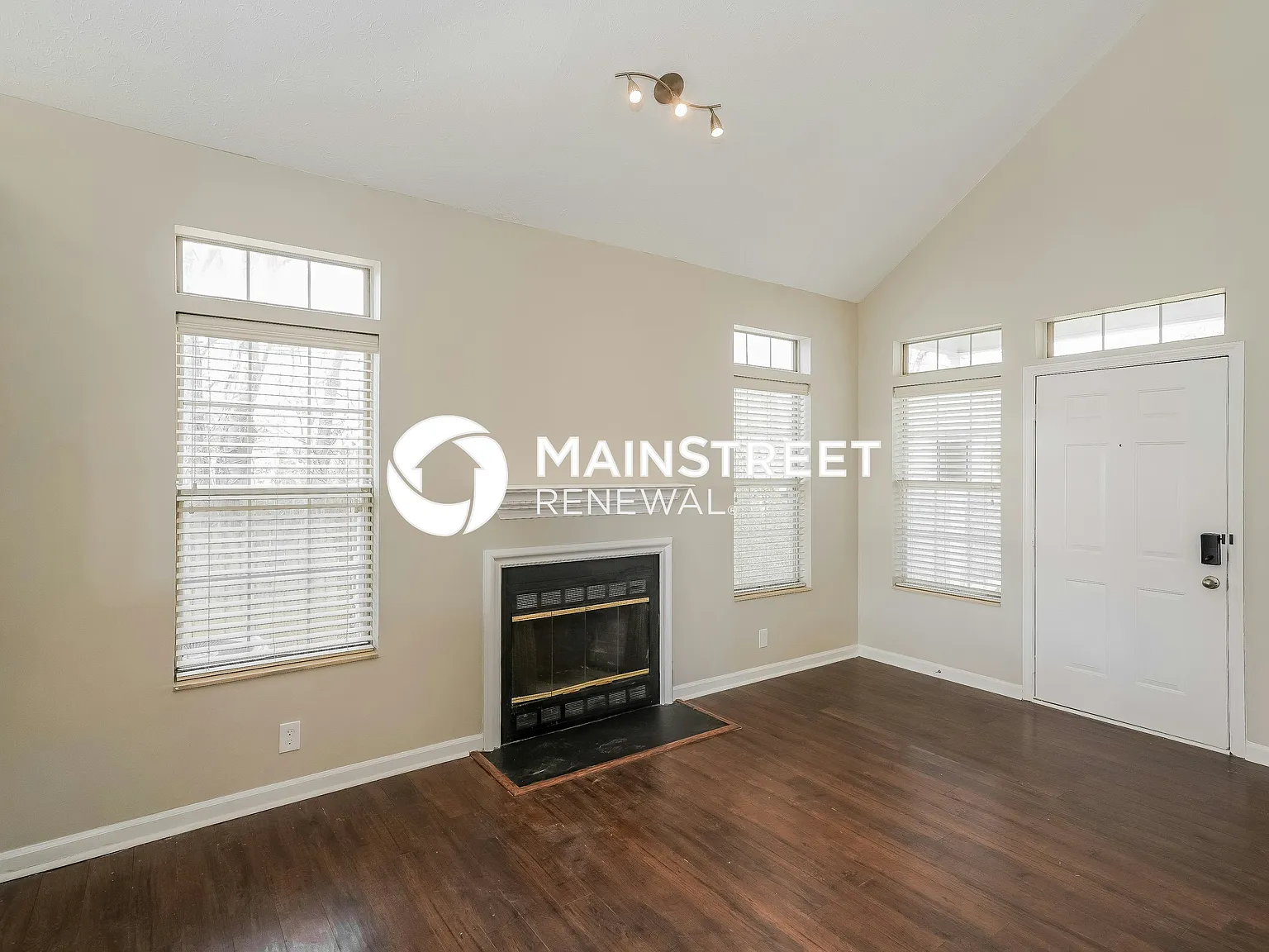 1400 Apache Ln — Photo 2