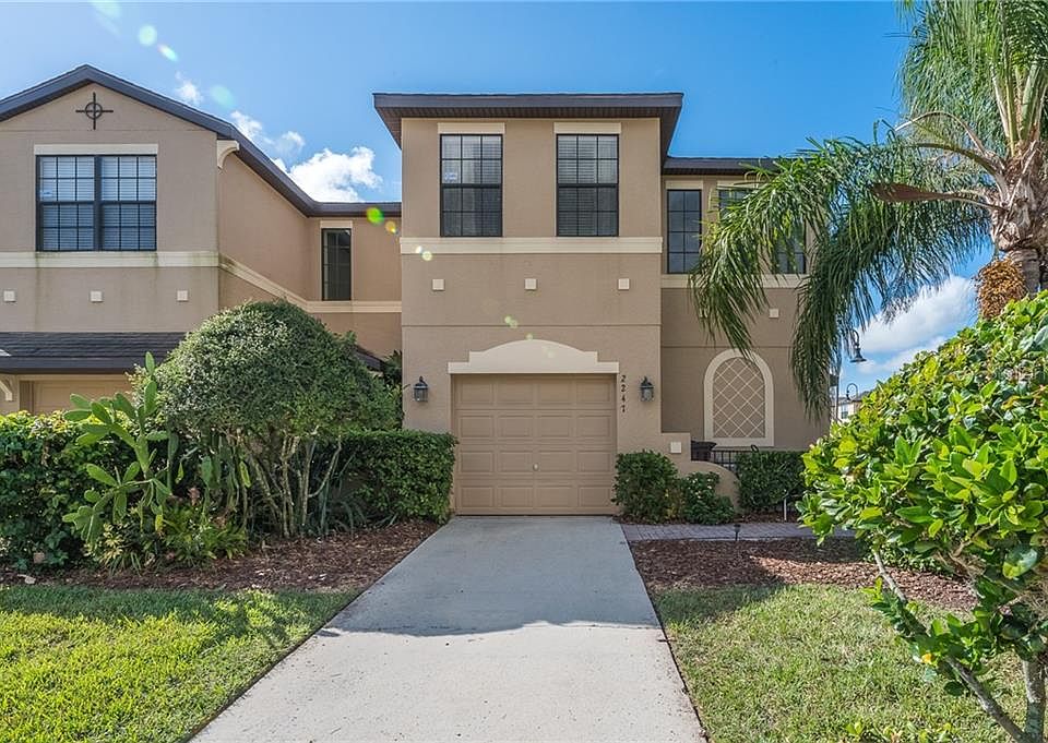 1st image of 2247 Seven Oaks Dr