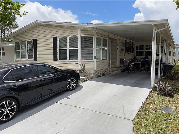 2nd image of 522 Archer Ln