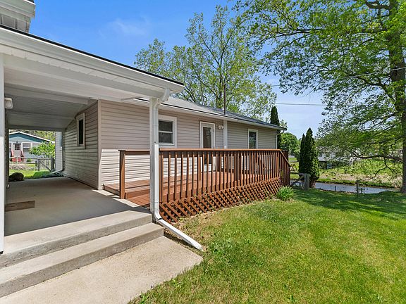 2nd image of 4330 Dawn Dr