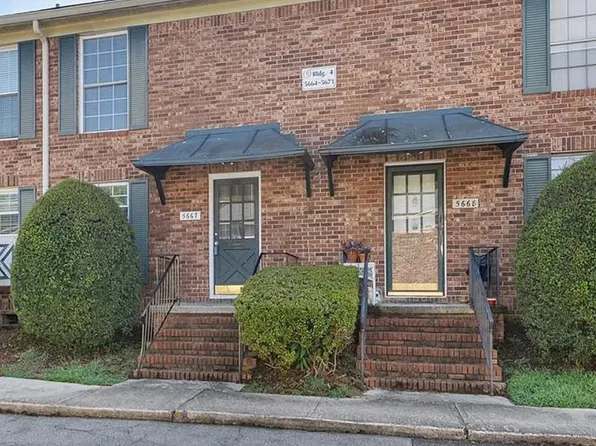 5667 Kingsport Dr, Sandy Springs, GA 30342