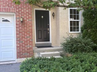 6846 Hunt Dr, Macungie, PA 18062