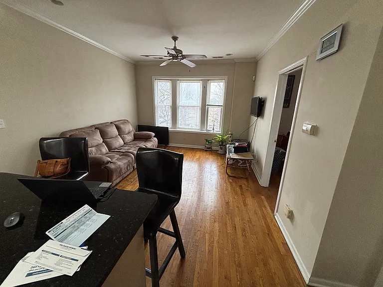 3021 W Cullom Ave #3 — Photo 6