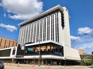 220 Broadway Ave S APT 924, Rochester, MN 55904