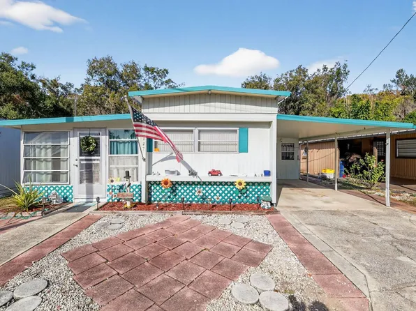 127 Tara Dr, Tavares, FL 32778