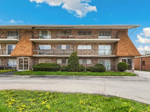15335 Martin Luther King Jr Dr APT 21, Dolton, IL 60419