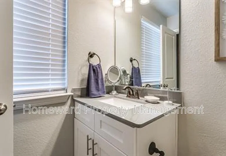 3816 Sheraton Rd — Photo 17