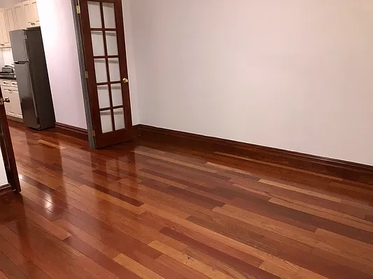 Rented by Bond New York | media 21