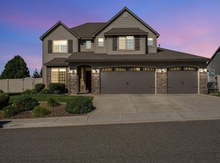 668 Nastacia St, Richland, WA 99352