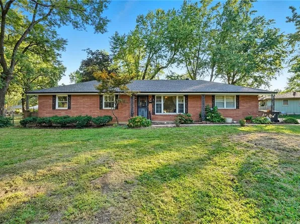 500 W Walnut St, Blue Springs, MO 64014