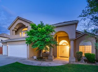 432 W Omaha Ave, Clovis, CA