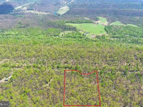 23C Eagle Mountain Rd, Paw Paw, WV 25434