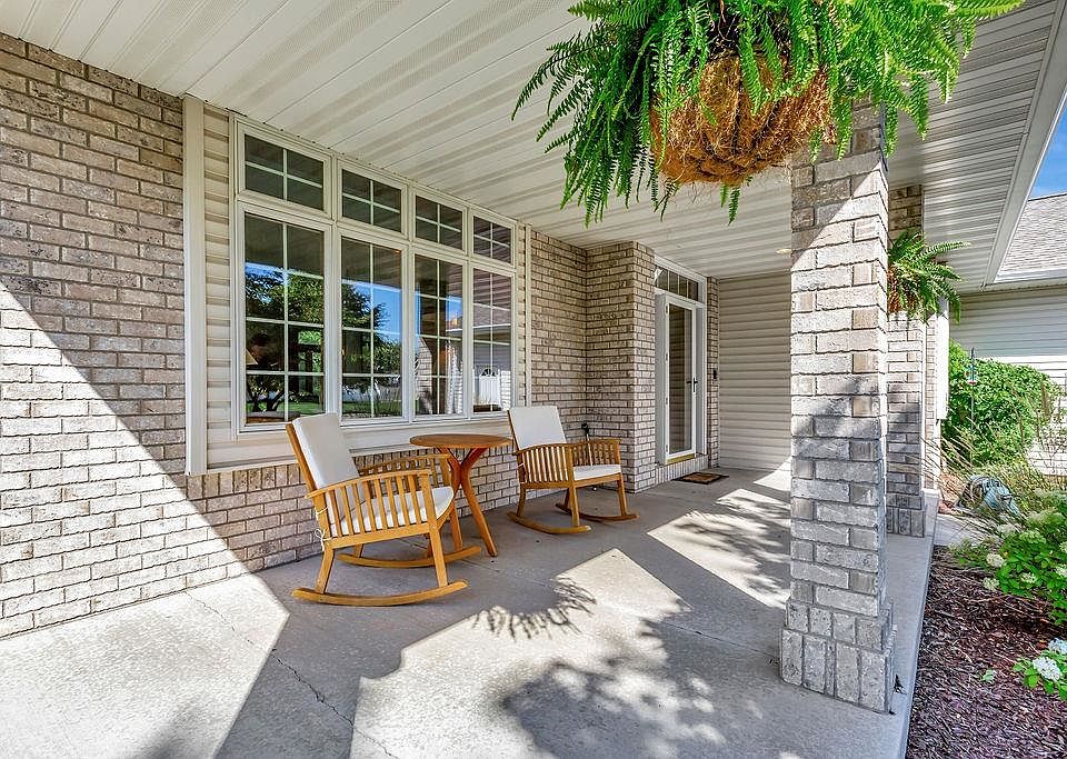 310 E Apple Creek Rd, Appleton, WI 54913 MLS 50281315 Zillow