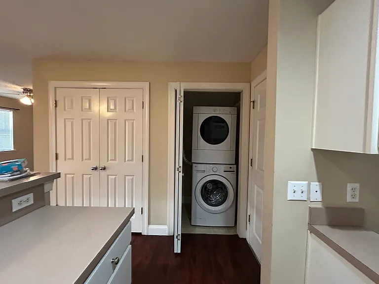 7 Cassandra Ln #B — Photo 5
