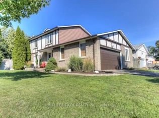 884 Sorrento Ave #BASEMENT, Oshawa, ON L1J 6V8