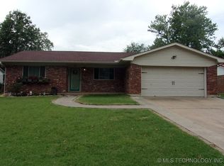 1013 S Utah St, Muskogee, OK 74403