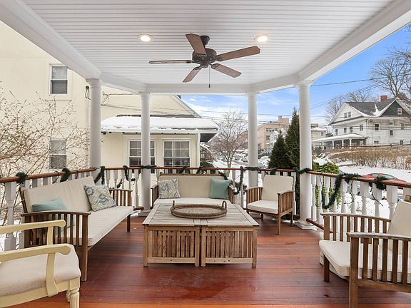 4th image of 245 Claremont Ave #1