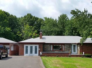 70 Barre Cir, Chicopee, MA 01013