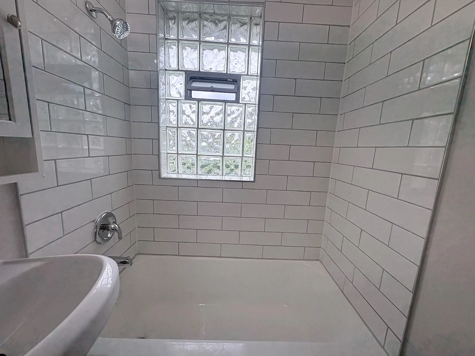 2 bed, 895 sqft, $2,250 — Photo 2