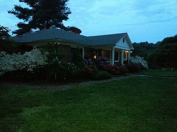 House front from left