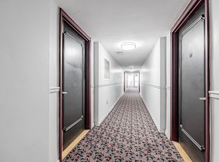 4383 Bathurst Street, Toronto, ON M3H 3P8