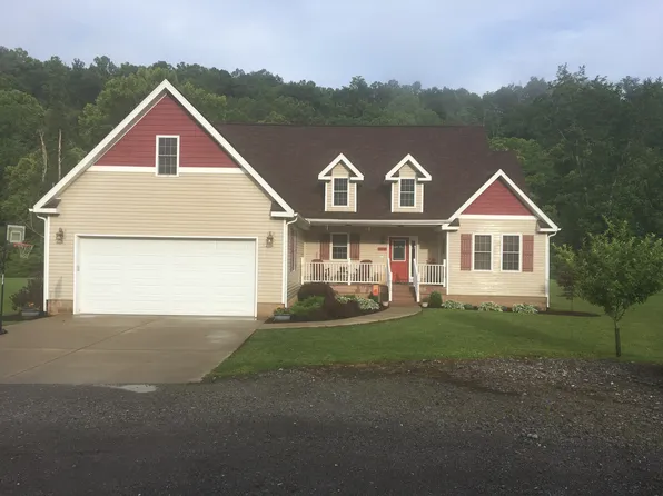 264 Otterbein Dr, Glenville, WV 26351
