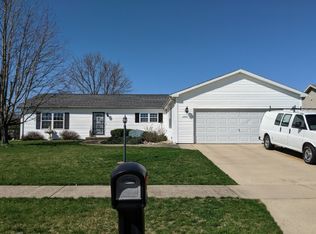 2705 Landis Farm Rd, Urbana, IL 61802