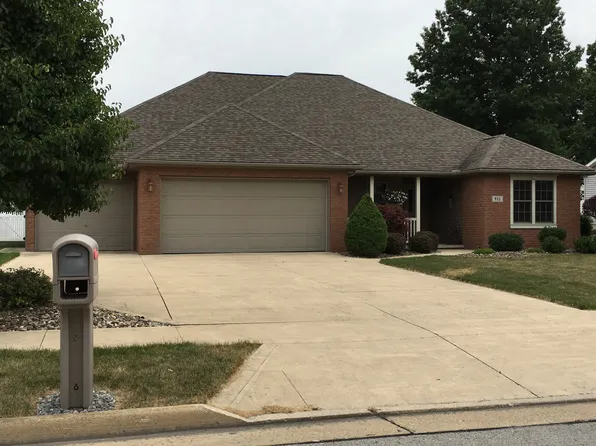 911 Armstrong St, Willard, OH 44890