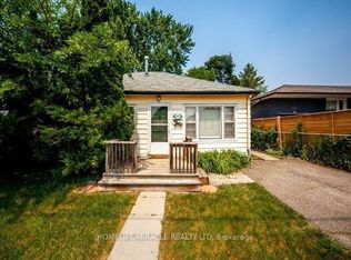 947 10th St, Mississauga, ON