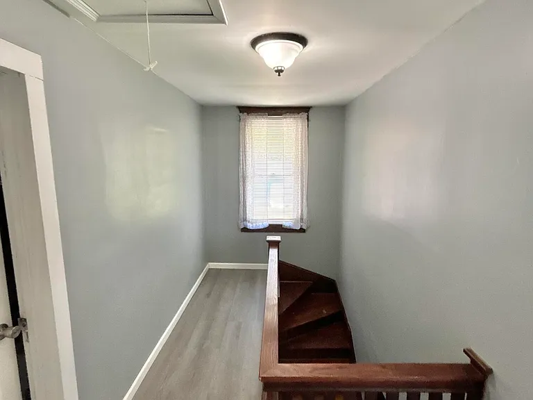 1418 Grove St — Photo 7