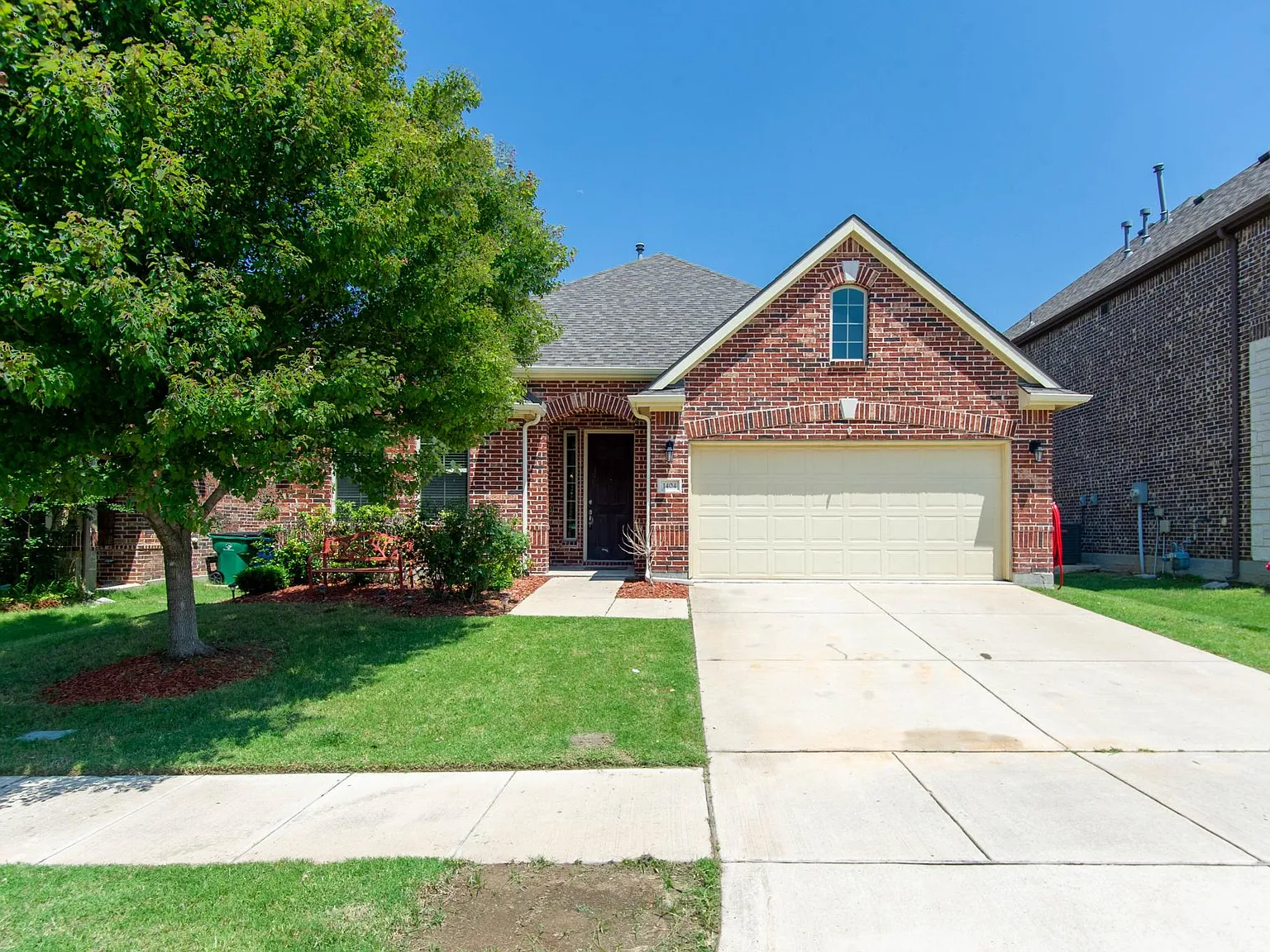 4 bed, 2040 sqft, $2,750 — Photo 1