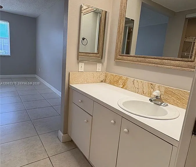 2607 SE 21st Ct #104-A — Photo 3