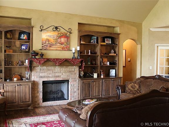 3rd image of 28200 S 385th West Ave