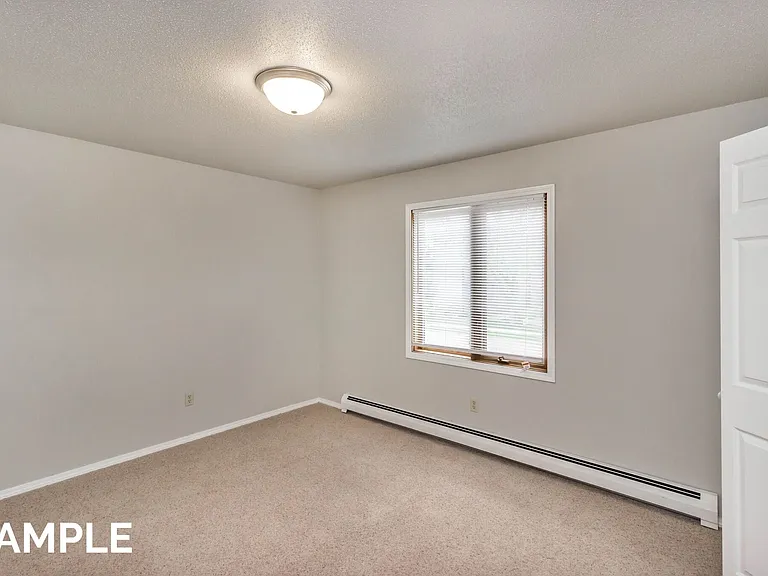 Willow Crossing Apartments — Photo 14