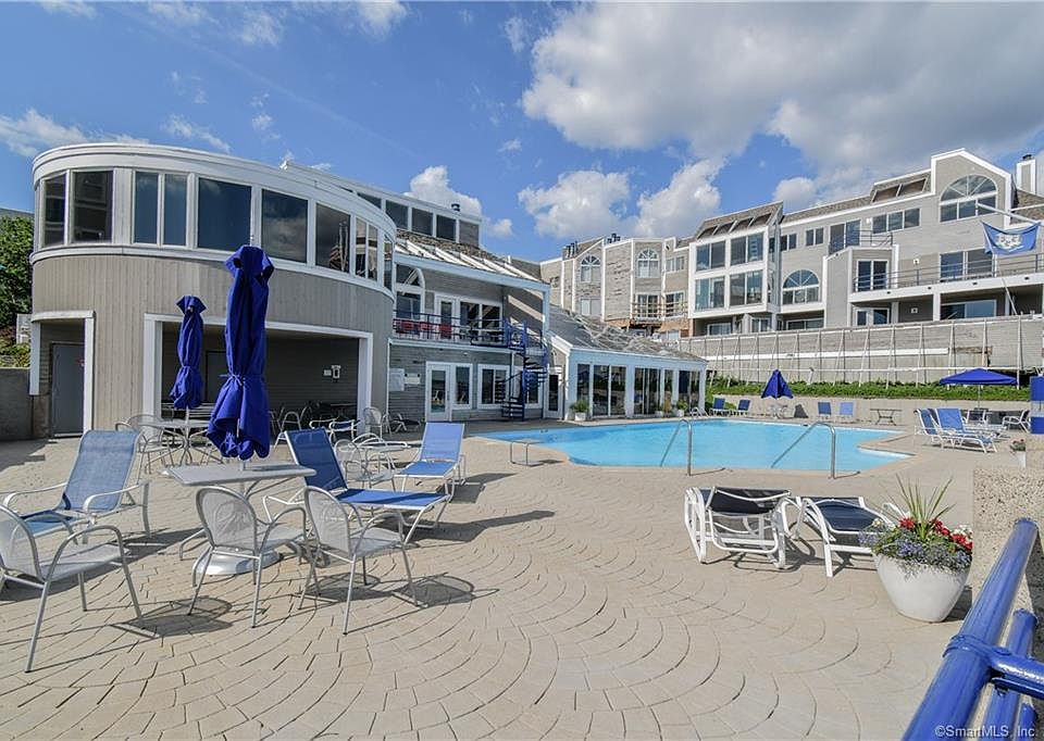 1st image of 34 Harbour Close #34