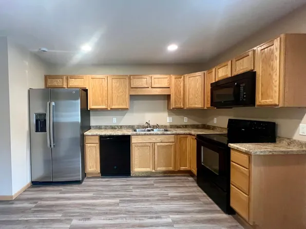 Wolf Investment Properties, LLC (VAL), 96 Valley Ln #2, Eagle Lake, MN 56024