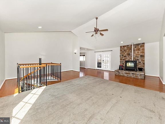 4th image of 8204 Ball Rd