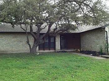 1st image of 3301 Western Dr