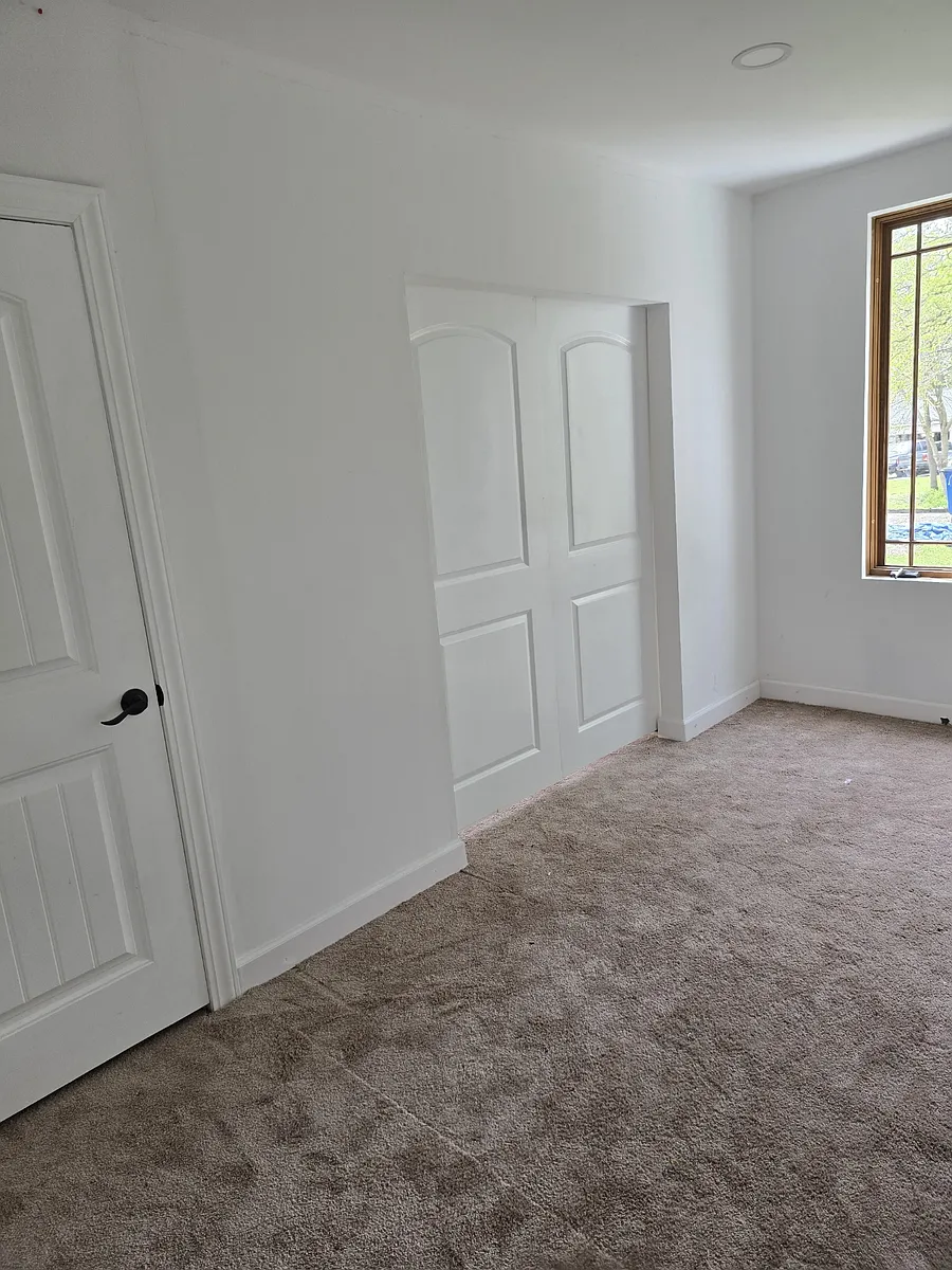 Building Photo - 360 Woodruff St #458