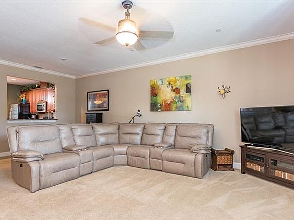 2nd image of 206 Aberdeen Pond Dr