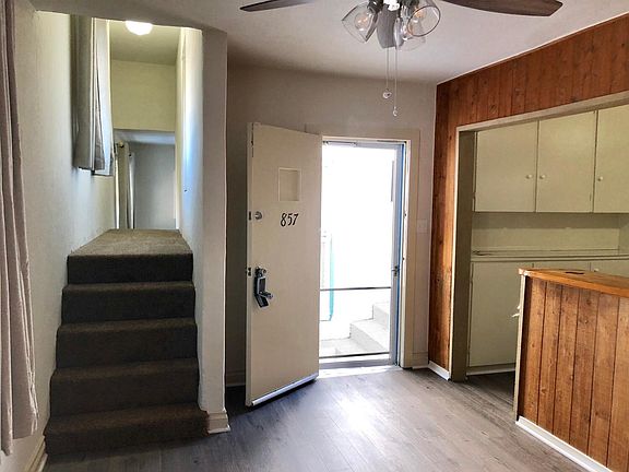 3rd image of 857 W 20th St