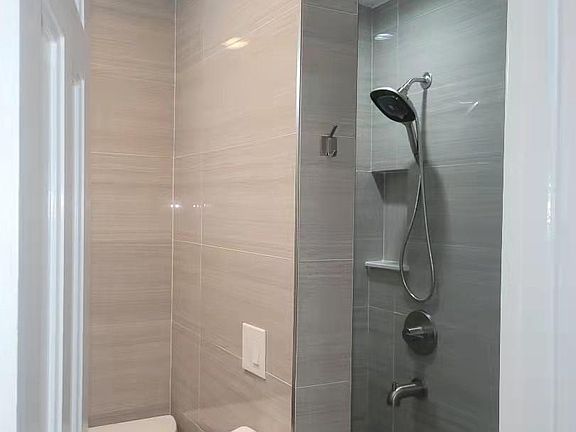 2nd image of 8628 25th Ave Floor 1