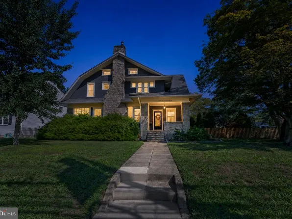 205 W Kings Hwy, Audubon, NJ 08106