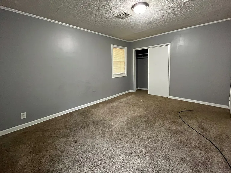 3649 Princeton Rd — Photo 4
