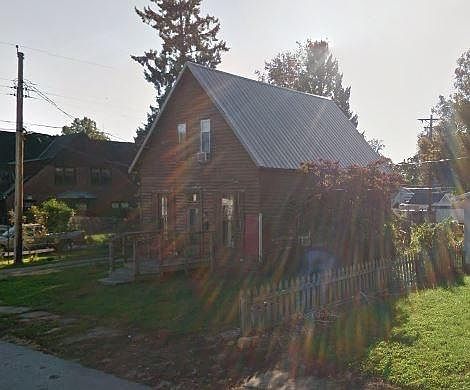 2nd image of 60 N Saint Clair St