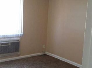 318 Sheffield Ave, Flint, MI 48503