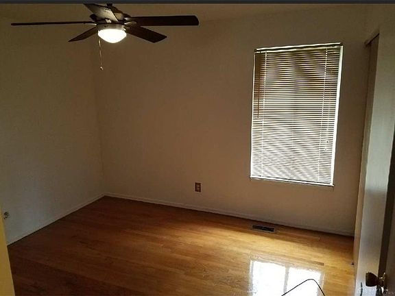 5th image of 1822 Coretta Ct