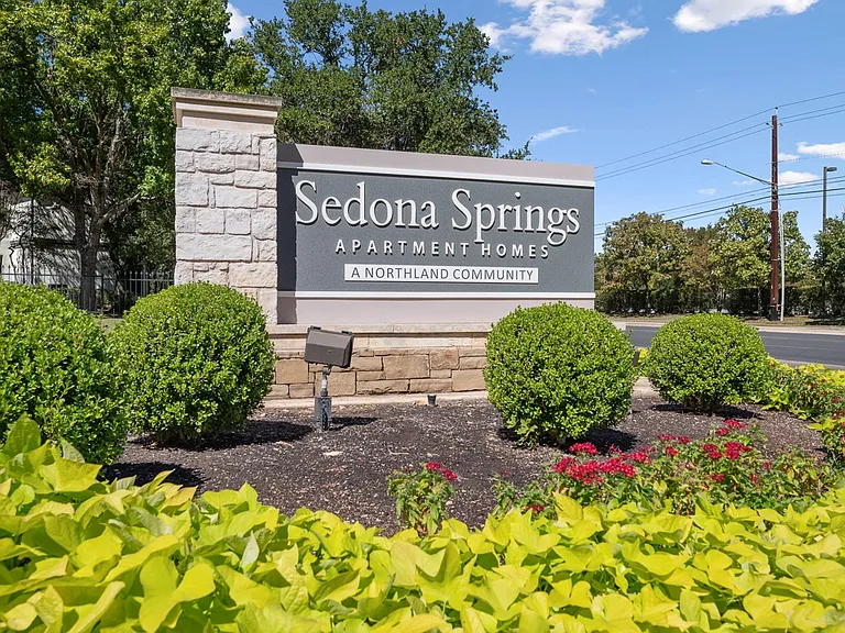 Sedona Springs — Photo 31
