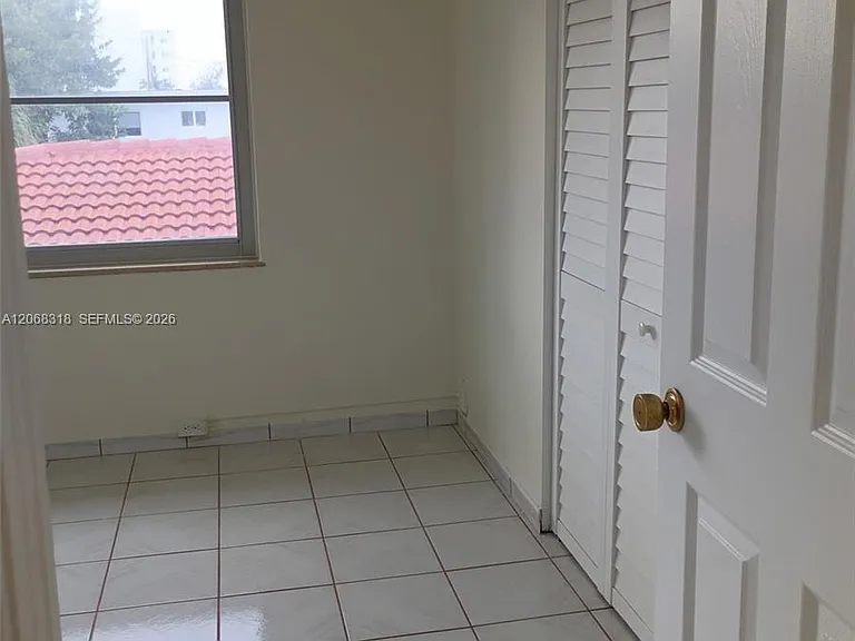 8215 Abbott Ave #3A — Photo 23