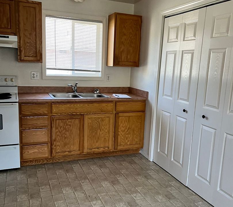 2nd image of 297 S 9th Ct #1